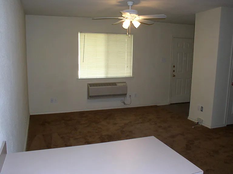 630 Schmitz Ave #2 — Photo 4