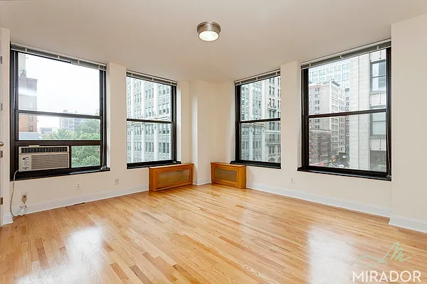 Rented by Mirador Real Estate | media 13