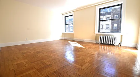 Rented by Manhattan Realty Group