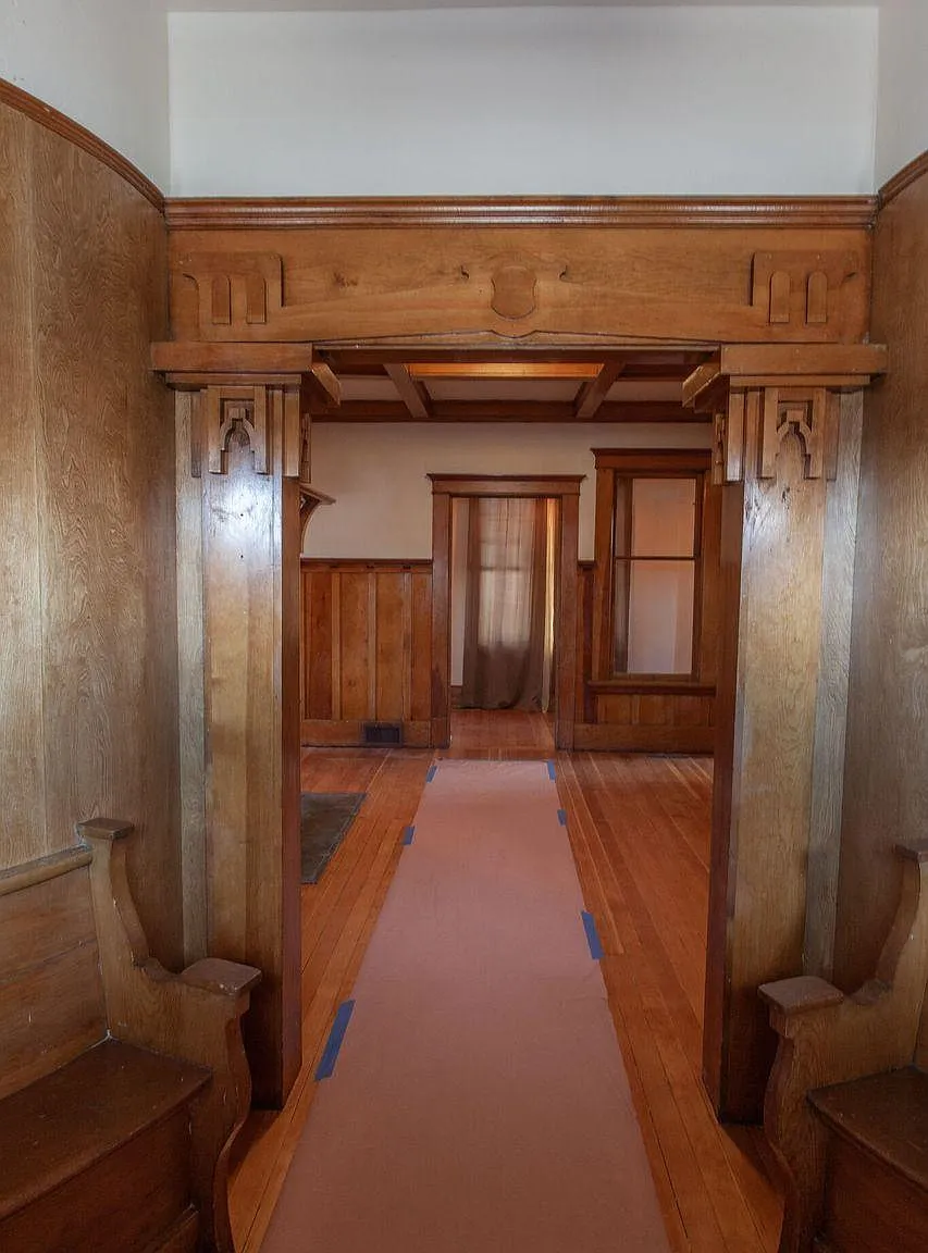 3 bed, 3200 sqft, $3,400 — Photo 3