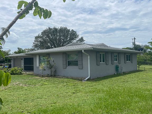 2nd image of 4587 Tennyson Dr