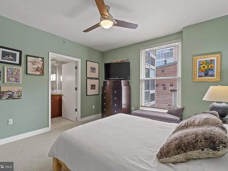 675 E St NW #500 — Photo 16