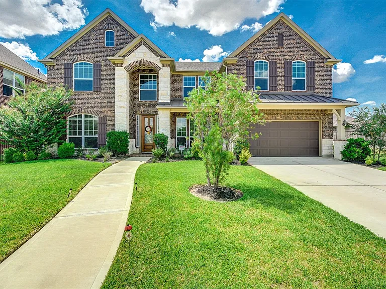 25710 Oakwood Knoll Dr — Photo 2