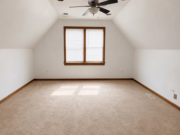 3108 N Saint Louis Ave #2 — Photo 21