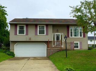 117 Wakefield Dr, Sharpsville, PA