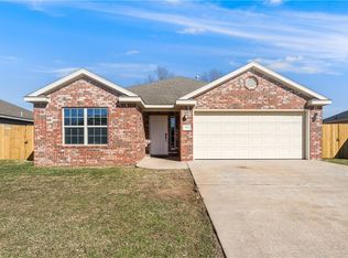 1203 N 30th St, Rogers, AR 72756