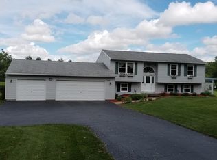 589 McIntyre Rd, Caledonia, NY 14423