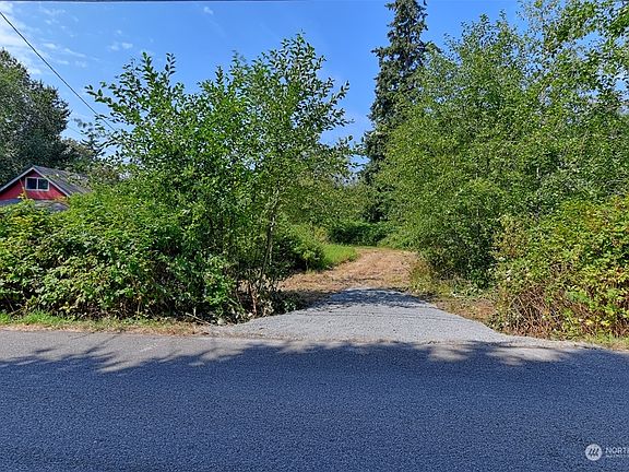 2nd image of 4918 6th Ave NW