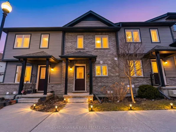 350 Dundas St S #29, Cambridge, ON N1T 0C9