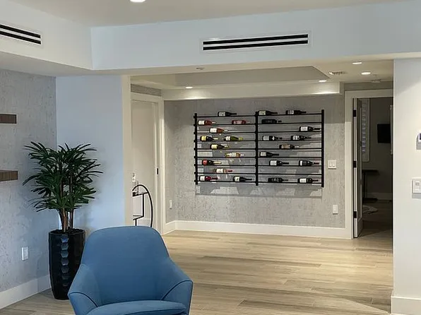 2880 NE 14th St #405, Pompano Beach, FL 33062