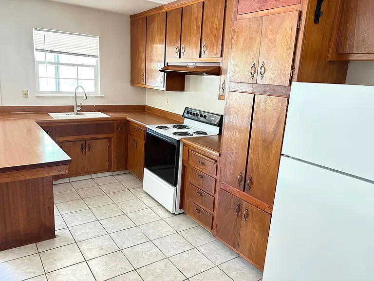 769 Modesto Ave #2-4 — Photo 7