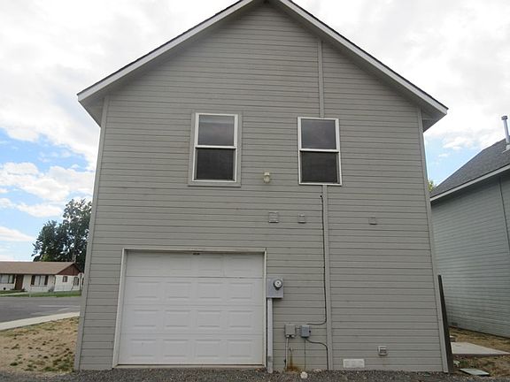 5th image of 319 E Moxee Ave