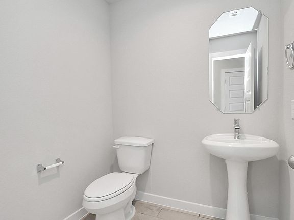 half bathroom_12172025