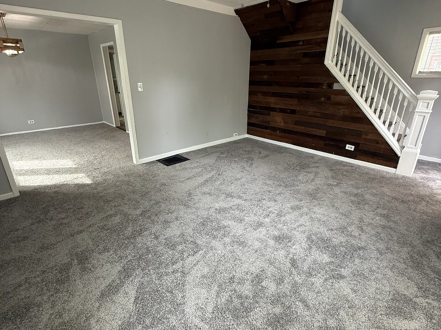 3 bed, 1.5 bath, 1190 sqft, $1,495 — Photo 4