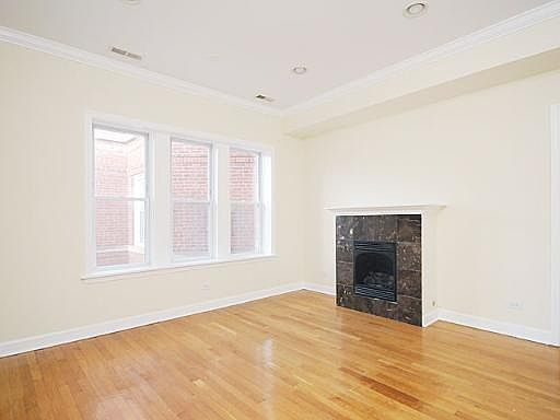 2nd image of 1346 W Estes Ave APT 3N