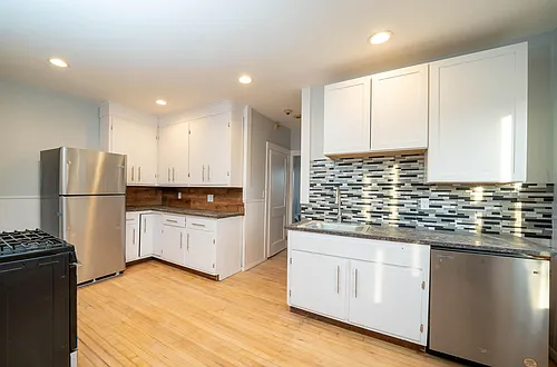 148 Lovell St #3 Photo 1
