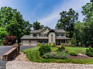 61 Sedgwick Dr, East Berlin, PA 17316