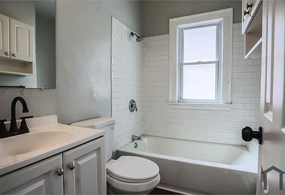 5th image of 3721 E 154th St #Up