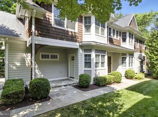 6838 Saint Albans Rd, Mclean, VA 22101