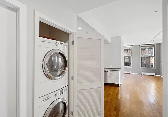 5th image of 232 E 118th St #3BB