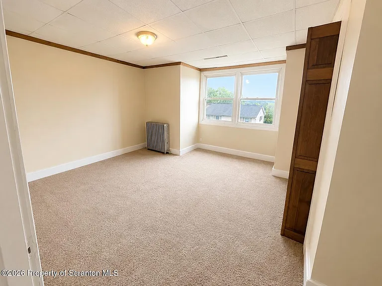 1403 N Sumner Ave — Photo 4