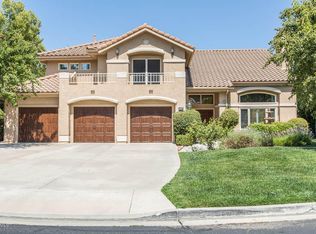 617 Carnellon Ct, Simi Valley, CA 93065
