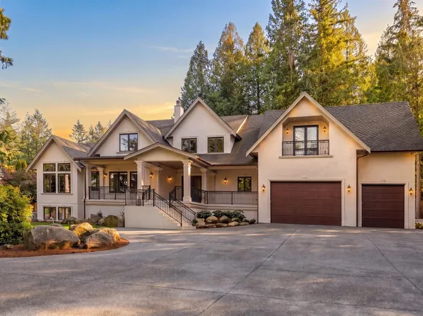 17438 28th Ave, Surrey, BC V3Z 0E7
