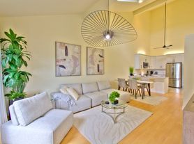 60 Emerald Woods Dr, Naples, FL