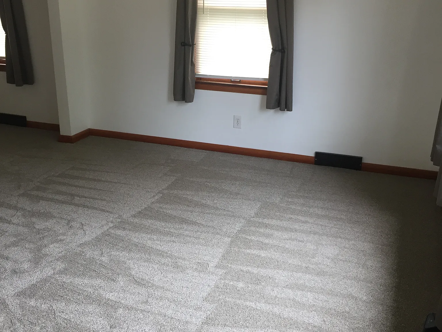2 bed, 900 sqft, $1,150 — Photo 2