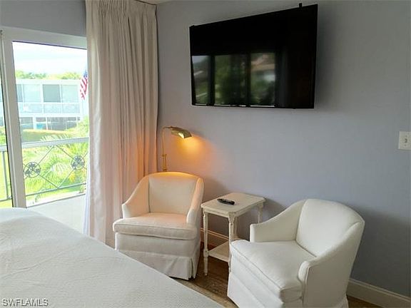 5th image of 1568 Gulf Shore Blvd N #14