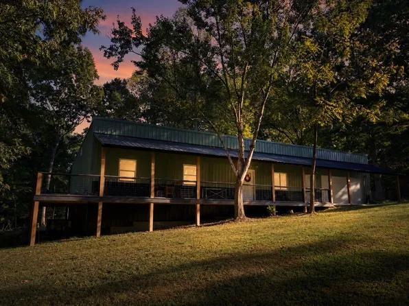 119 Central St, Tracy City, TN 37387