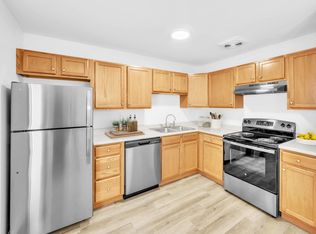 Windsor Terrace, Hooksett, NH 03106
