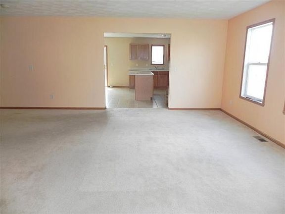 4th image of 3057 Stralow Ln