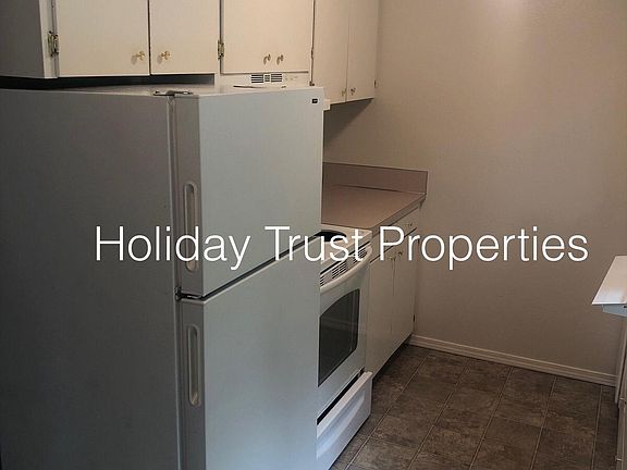 2nd image of 301 Lee St SW APT 6