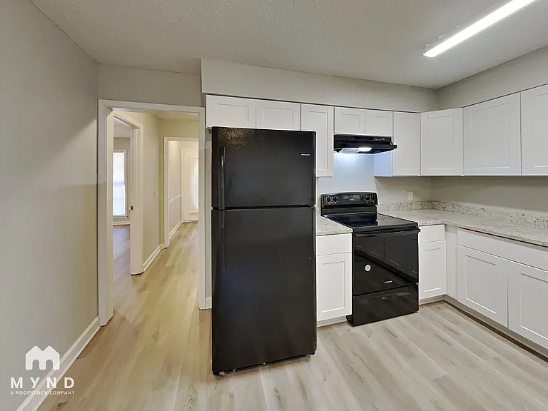 4645 Sandy Park Dr — Photo 4