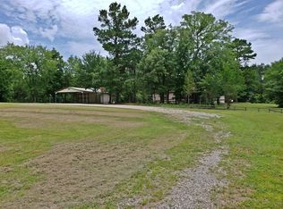 587 Hopewell Rd, Bedias, TX 77831