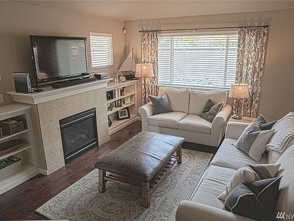 3rd image of 8636 Graham Dr SE