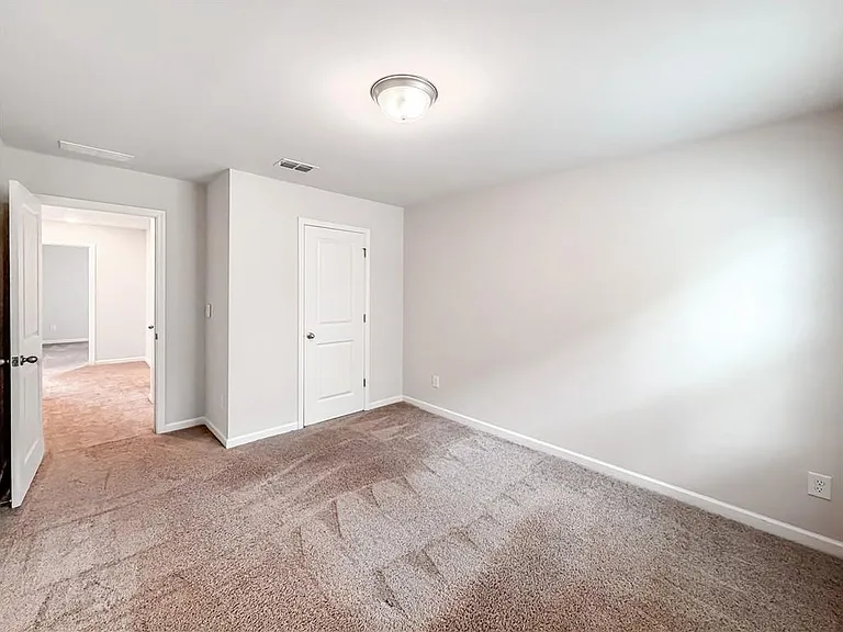 5836 Hackberry Ln — Photo 32