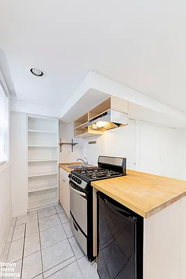 Rented by Brown Harris Stevens | media 2