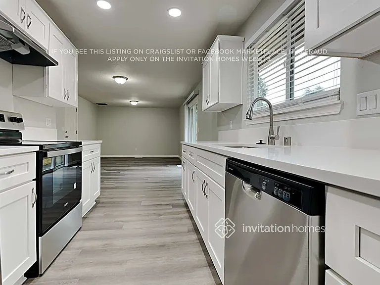 5526 63rd Ave SE — Photo 8