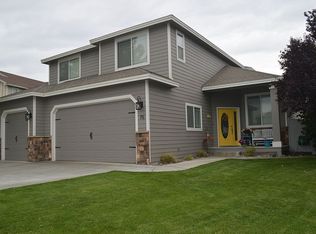 75 Travis Ln, Richland, WA 99352
