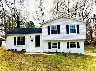 3409 Sargeant Dr, Charlotte, NC 28217