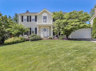 320 Laramie Dr, Saint Charles, MO