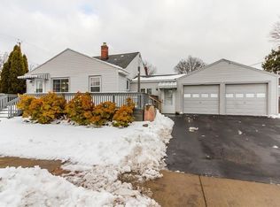 215 Dorsey Rd, Rochester, NY 14616