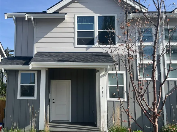 612 Telegraph Rd, Bellingham, WA 98226