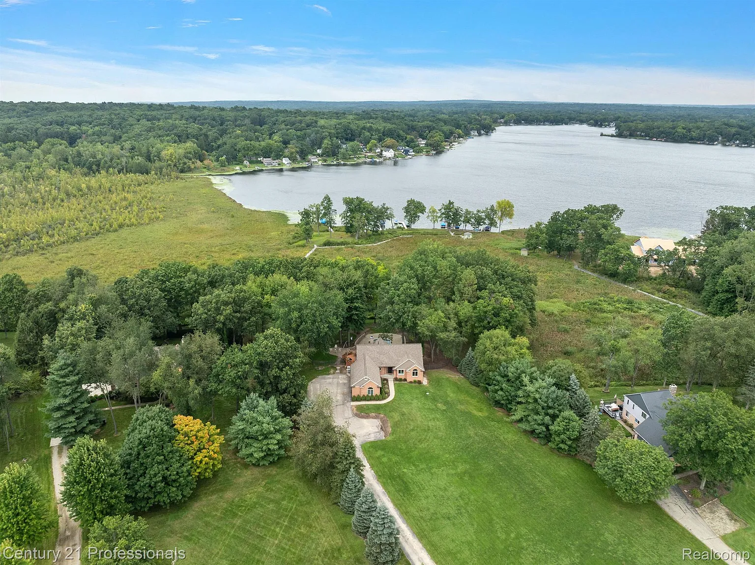12120 Shaffer Rd photo 1
