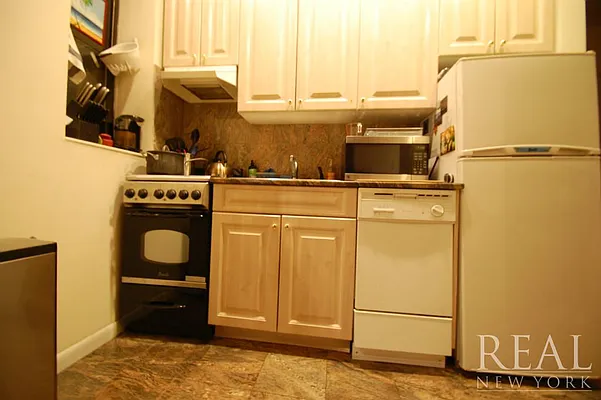 Rented by REAL New York | media 4