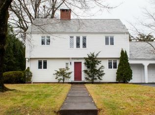 65 Blue Ridge Ln, West Hartford, CT 06117