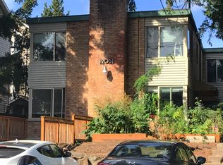 12051 32nd Ave NE APT 6, Seattle, WA 98125