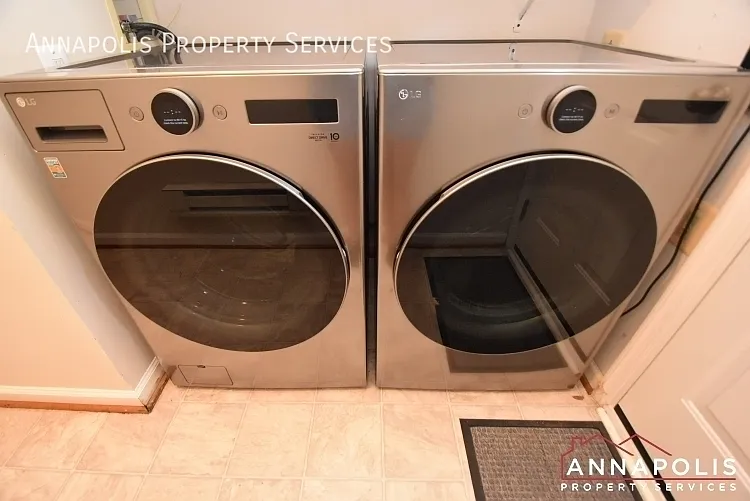 2489 Revere Ct — Photo 17